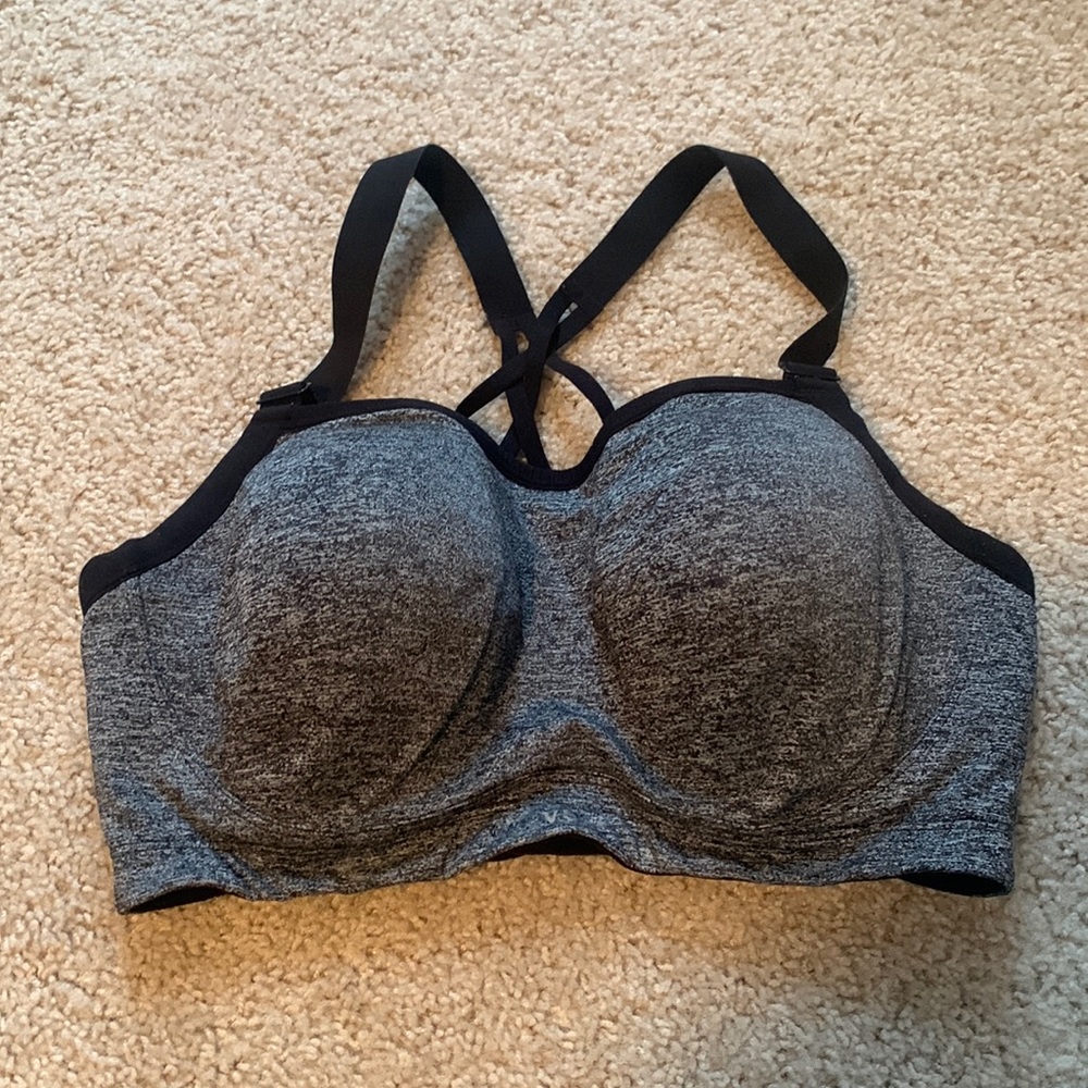 Victoria Secret Sports Bra Size 36DD